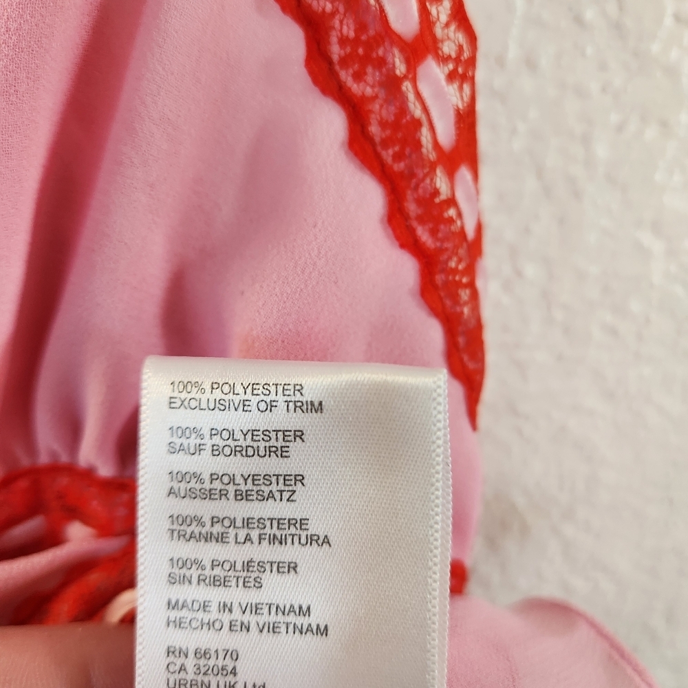Y2K Urban Outfitters Kimchi Blue Ivy Pink Red Lace Babydoll Crop Top Valentines - Picture 6 of 8